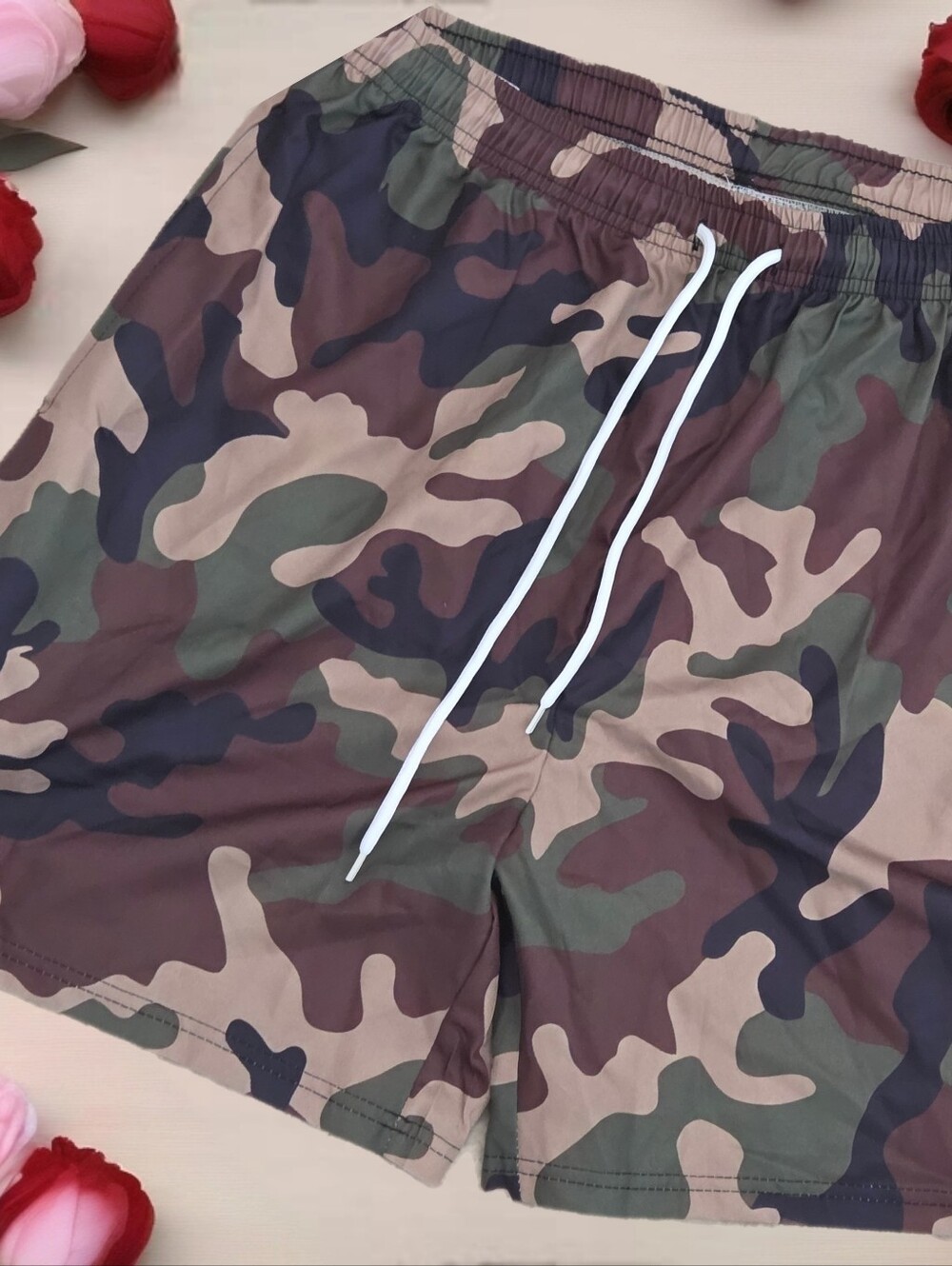 Camouflague drawstrings shorts Men size 1XL (runs smaller)